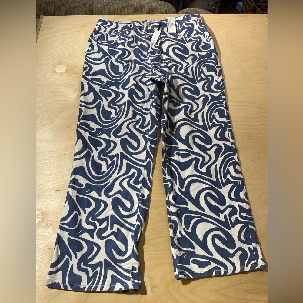 Rue + High Rise Skate Jean Size 3X (CM)